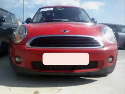 Здавання транспортного засобу mini mini (r56) one року 2001 потужний n12b14ab