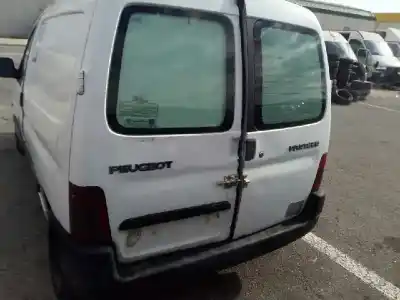 Sloopvoertuig peugeot partner (s1) break van het jaar 2001 aangedreven 