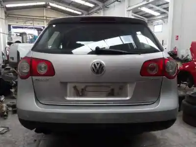 Scrapping Vehicle volkswagen passat b6 variant (3c5) 2.0 tdi 16v of the year 2001 powered bkp