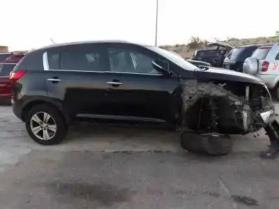 Veicolo di demolizione kia sportage concept 4x2 dell'anno 2001 alimentato g4fd