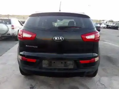 Veicolo di demolizione kia sportage concept 4x2 dell'anno 2001 alimentato g4fd