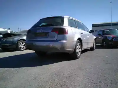 Scrapping Vehicle audi a4 b7 avant (8ed) 2.0 tdi 16v of the year 2001 powered bre