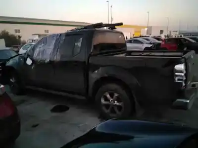 Здавання транспортного засобу nissan navara pick-up (d40m) double cab le 4x4 року 2001 потужний yd25ddti