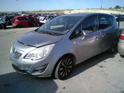 Veículo de Sucata opel meriva b excellence do ano 2001 alimentado z17dts