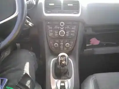 Veículo de Sucata opel meriva b excellence do ano 2001 alimentado z17dts