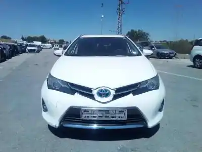 Sloopvoertuig toyota auris hybrid feel  edition van het jaar 2001 aangedreven 2zr