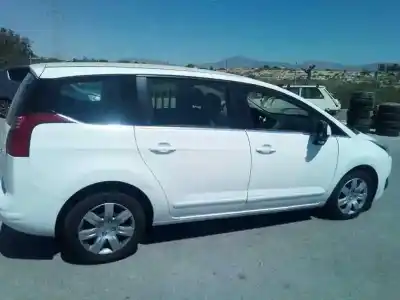 Veículo de Sucata peugeot 5008 active do ano 2001 alimentado rhe