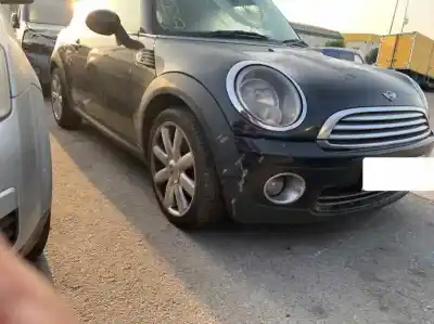 Veículo de Sucata mini mini (r56) cooper do ano 2001 alimentado n12b16a
