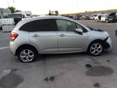 Veículo de Sucata citroen c3 collection do ano 2001 alimentado hm01