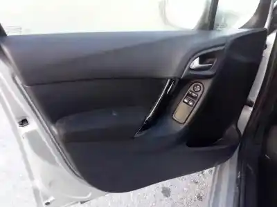 Veículo de Sucata citroen c3 collection do ano 2001 alimentado hm01