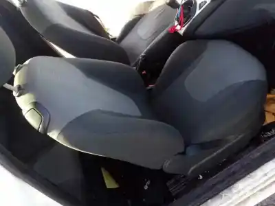 Scrapping Vehicle ford ka (ccu) titanium of the year 2001 powered 169a1000