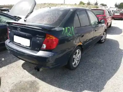 Veicolo di demolizione hyundai accent (lc) l crdi dell'anno 2001 alimentato d3ea