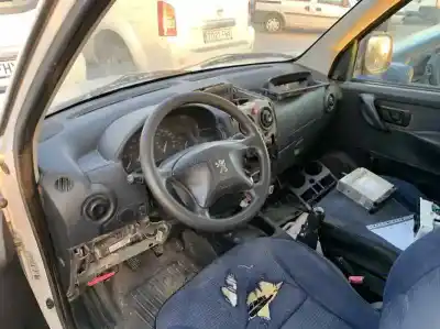 Scrapping Vehicle PEUGEOT PARTNER (S2) 1.9 Combi Pro [1.9 Ltr. - 51 kW Diesel] of the year 2001 powered WJYDW8B