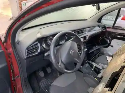 Veículo de Sucata citroen c3 attraction do ano 2001 alimentado zm01