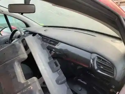 Veículo de Sucata citroen c3 attraction do ano 2001 alimentado zm01