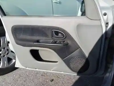 Утилизация автомобиля RENAULT CLIO II FASE II (B/CB0) Base Authentique 82 CV / 60 KW года 2003 питание 