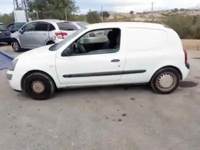 Здавання транспортного засобу renault clio ii fase ii (b/cb0) societe generique року 2004 потужний 