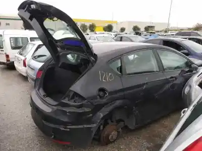 Veículo de Sucata SEAT LEON (1P1) Comfort Limited do ano 2001 alimentado BXE