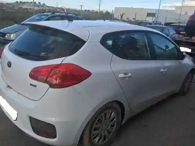 Scrapping Vehicle kia ceed (jd) 1.4 concept of the year 2016 powered d4fc