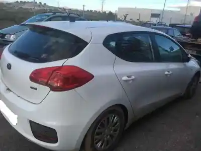 Scrapping Vehicle kia ceed (jd) 1.4 concept of the year 2016 powered d4fc