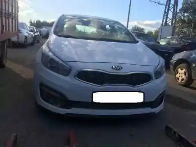 Scrapping Vehicle kia ceed (jd) 1.4 concept of the year 2016 powered d4fc