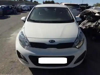 Veículo de Sucata kia rio concept do ano 2014 alimentado d4fc