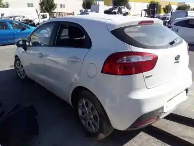 Veículo de Sucata kia rio concept do ano 2014 alimentado d4fc