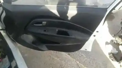 Veículo de Sucata kia rio concept do ano 2014 alimentado d4fc