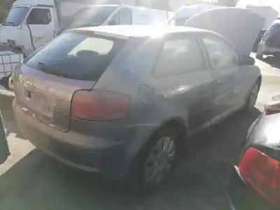 Veículo de Sucata audi a3 (8p) 1.9 tdi ambiente do ano 2001 alimentado bls