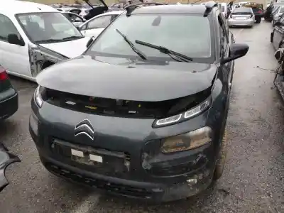 Veículo de Sucata citroen c4 cactus feel do ano 2001 alimentado 9h02