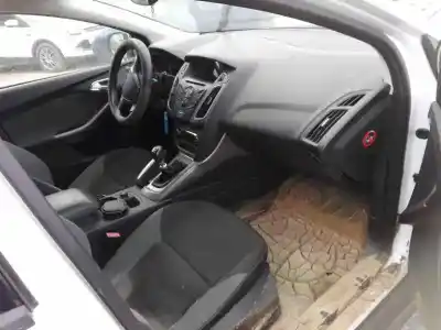 Scrapping Vehicle FORD FOCUS LIM. (CB8) Ambiente of the year 2001 powered T3DB