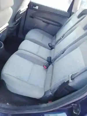 Здавання транспортного засобу ford c-max (cb3) ambiente року 2001 потужний extranjero
