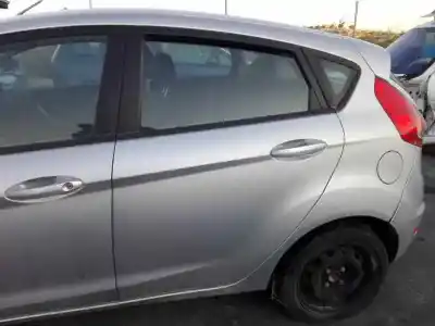 Veículo de Sucata ford fiesta (cb1) ghia do ano 2001 alimentado f6jd