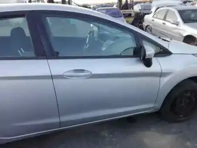 Veículo de Sucata ford fiesta (cb1) ghia do ano 2001 alimentado f6jd