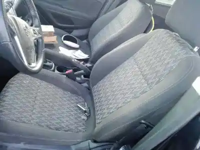 Veicolo di demolizione opel mokka edition ecoflex dell'anno 2001 alimentato a17dts