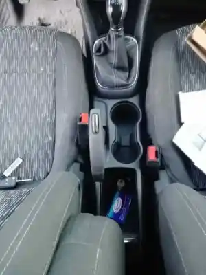 Veicolo di demolizione opel mokka edition ecoflex dell'anno 2001 alimentato a17dts