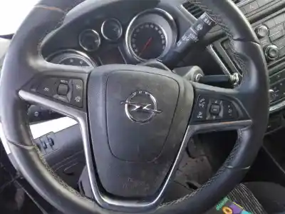 Veicolo di demolizione opel mokka edition ecoflex dell'anno 2001 alimentato a17dts