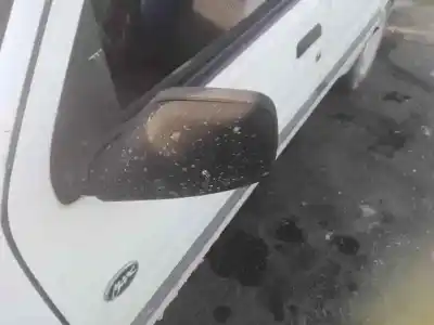 Veicolo di demolizione peugeot 106 (s2) kid dell'anno 2001 alimentato hfxtu1jp