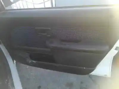 Veicolo di demolizione peugeot 106 (s2) kid dell'anno 2001 alimentato hfxtu1jp