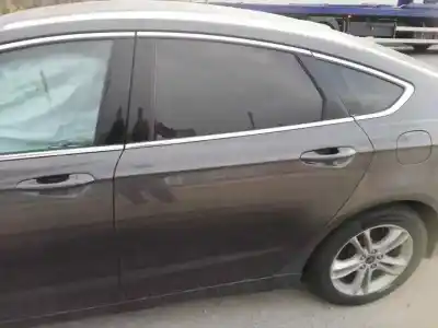 Veículo de Sucata ford mondeo turn. business edition 180 cv / 132 kw do ano 2001 alimentado t8cc