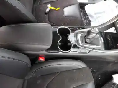 Veículo de Sucata ford mondeo turn. business edition 180 cv / 132 kw do ano 2001 alimentado t8cc