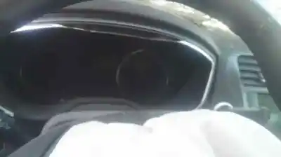 Veículo de Sucata ford mondeo turn. business edition 180 cv / 132 kw do ano 2001 alimentado t8cc