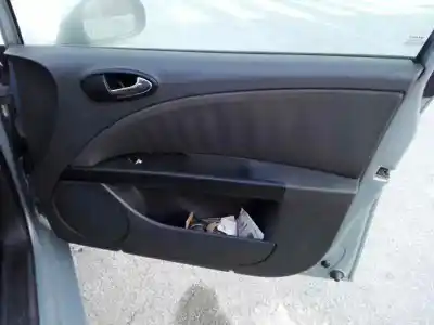 Veículo de Sucata seat leon (1p1) comfort limited do ano 2001 alimentado bkc