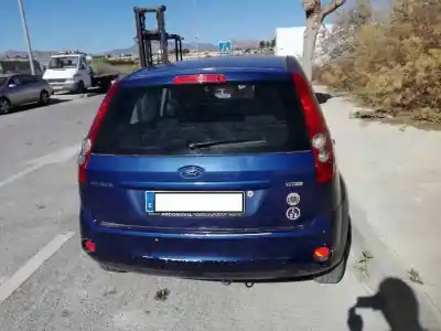 Veicolo di demolizione ford fiesta (cbk) ambiente dell'anno 2001 alimentato f6jb