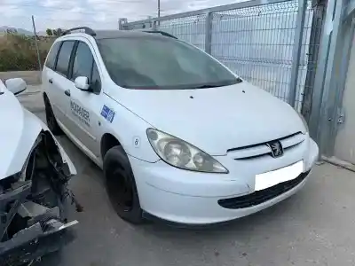 Veículo de Sucata peugeot 307 break / sw (s1) break xr do ano 2001 alimentado rhydw10td