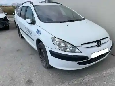Veículo de Sucata peugeot 307 break / sw (s1) break xs do ano 2001 alimentado 9hydv6ted4