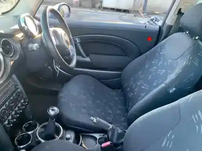 Scrapping Vehicle mini mini (r50, r53) cooper of the year 2001 powered w10b16a