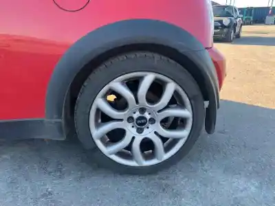 Scrapping Vehicle mini mini (r50, r53) one of the year 2001 powered w10b16a