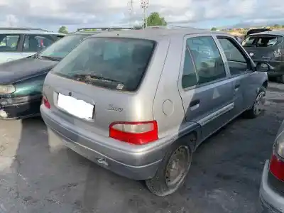 Veicolo di demolizione citroen saxo 1.4 sx dell'anno 2000 alimentato kfw