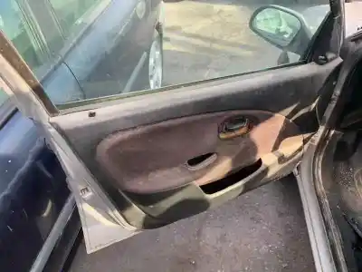 Veicolo di demolizione citroen saxo 1.4 sx dell'anno 2000 alimentato kfw